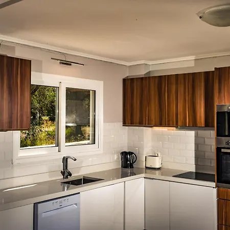 Charming In Agrilia With Private Pool * Λαγανάς