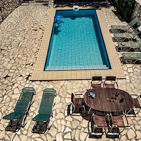Charming In Agrilia With Private Pool Λαγανάς